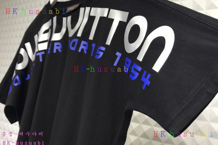 NEW 루이비통 남성용 반팔티 LV 77798