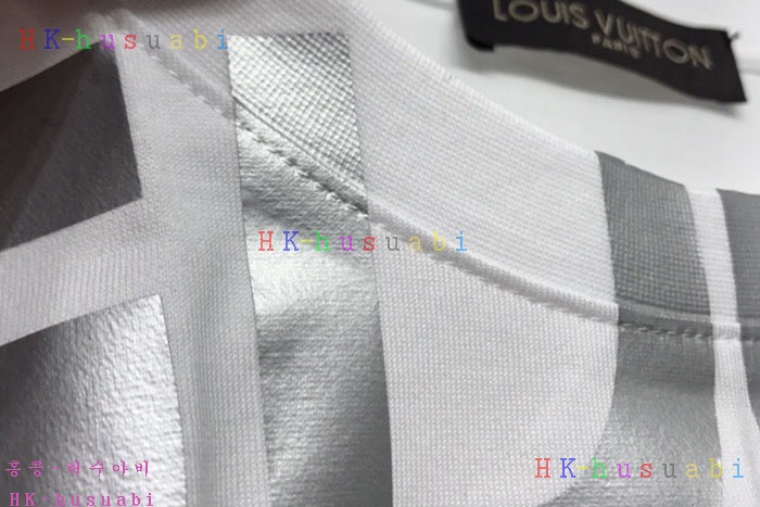 NEW 루이비통 남성용 반팔티 LV 77799