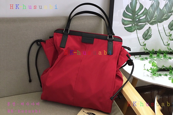 NEW 버버리 토트백 신상   B 95887-4