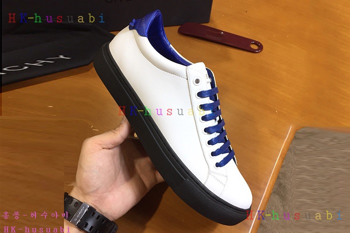 NEW 지방시 남성용 스니커즈  G 123854
