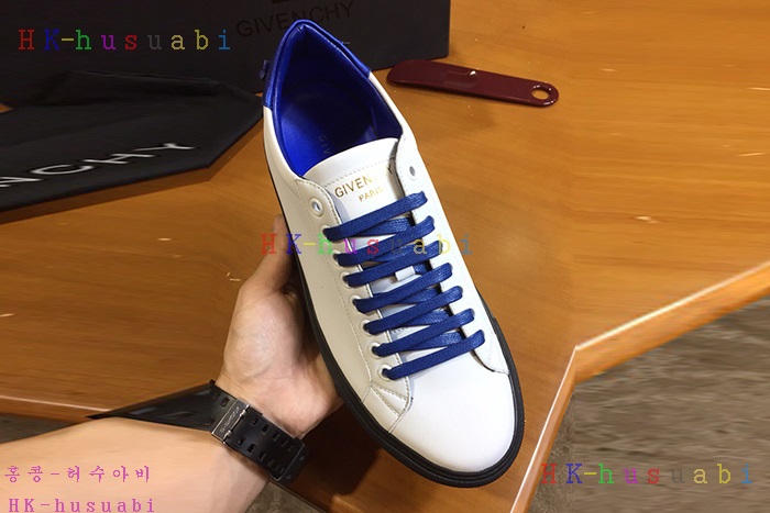 NEW 지방시 남성용 스니커즈  G 123854