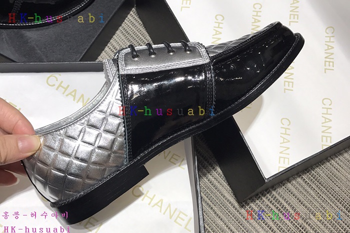 NEW 샤넬 여성용 신발 CH 65584