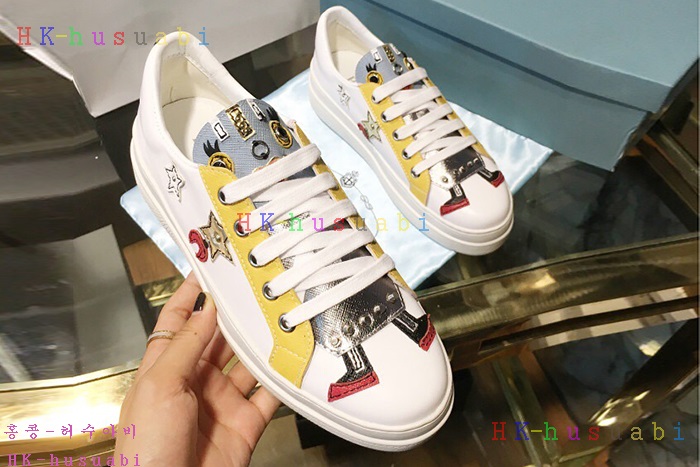 NEW  프라다 여성용 스니커즈 PR 474767