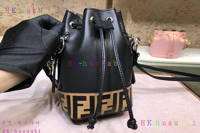 ★미러급★펜디 몽트레저 숄더백 FD 35581