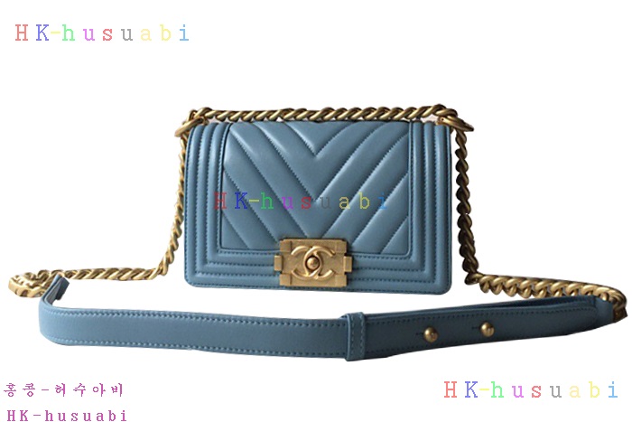 ★미러급★ 샤넬 쉐브론 보이백  CH A67085-2
