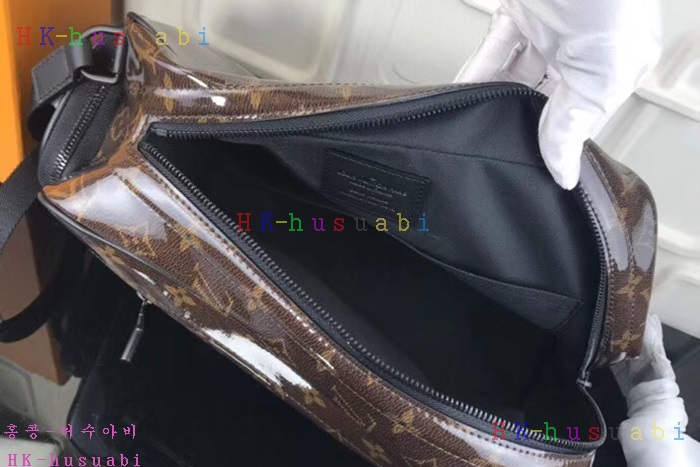 ★미러급★ 루이비통 카메라백  LV M43884