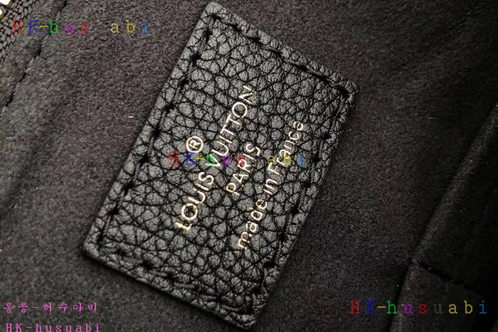 NEW 17F/W ̺ Ż  ȶ ũν  M42756
