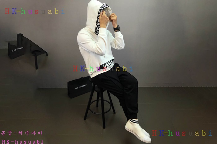 NEW 돌체엔가바나 후드티 신상 DG 778446