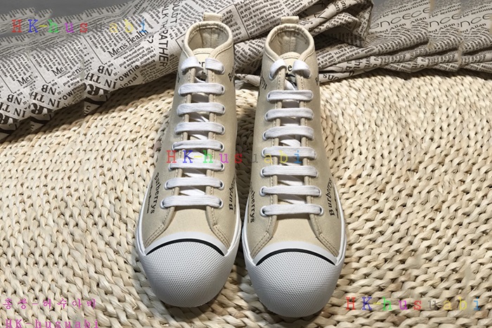 NEW 버버리 남여공용 신발 BB 77717