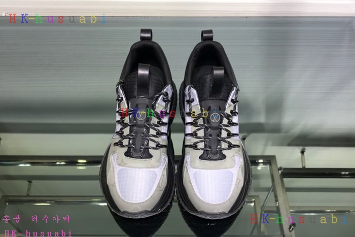 NEW 루이비통 남성용 스니커즈 LV 5800154