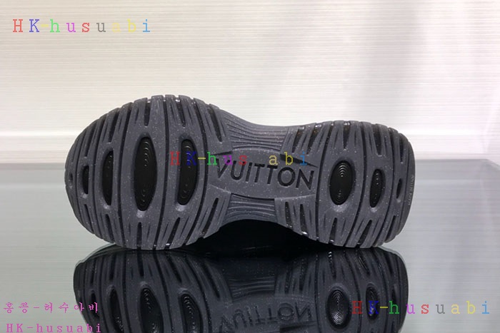 NEW 루이비통 남성용 스니커즈 LV 5800154