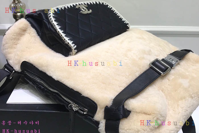 ★미러급★ 샤넬 양모 백팩 CH A57581