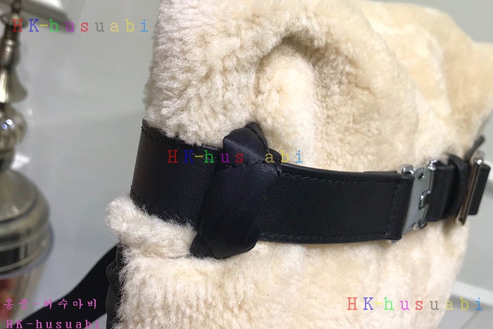 ★미러급★ 샤넬 양모 백팩 CH A57581