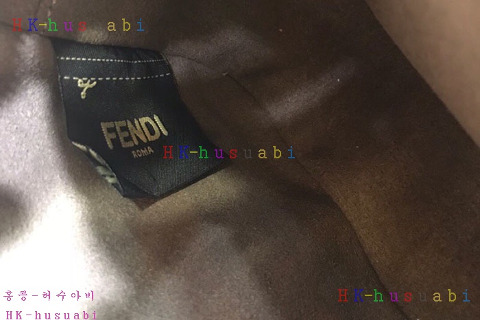 ★미러급★ 펜디 미니 카메라 케이스 F 8BS019A5K4F14TU