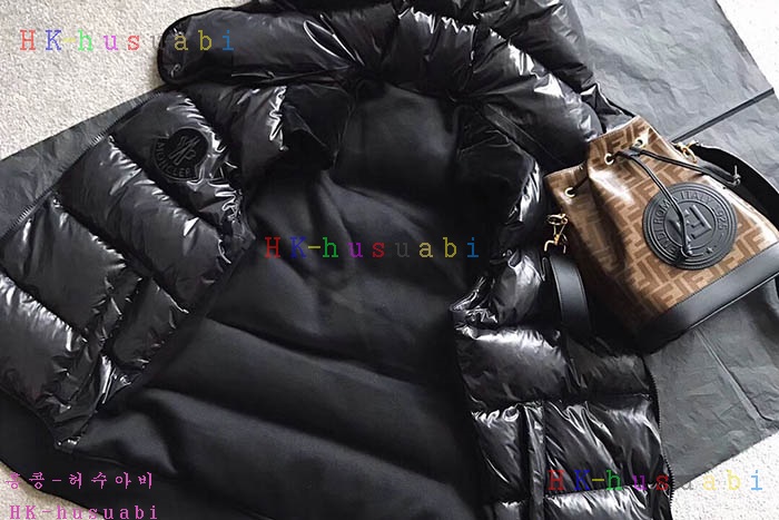 NEW 몽클레어 여성용패딩조끼 M 658020
