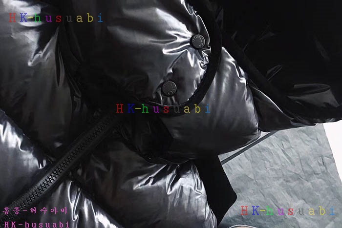 NEW 몽클레어 여성용패딩조끼 M 658020