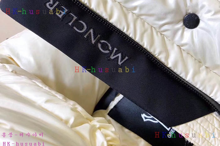 NEW 몽클레어 여성용패딩 M 658010
