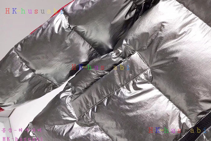 NEW 슈프림 남여공용 패딩 SP 690004