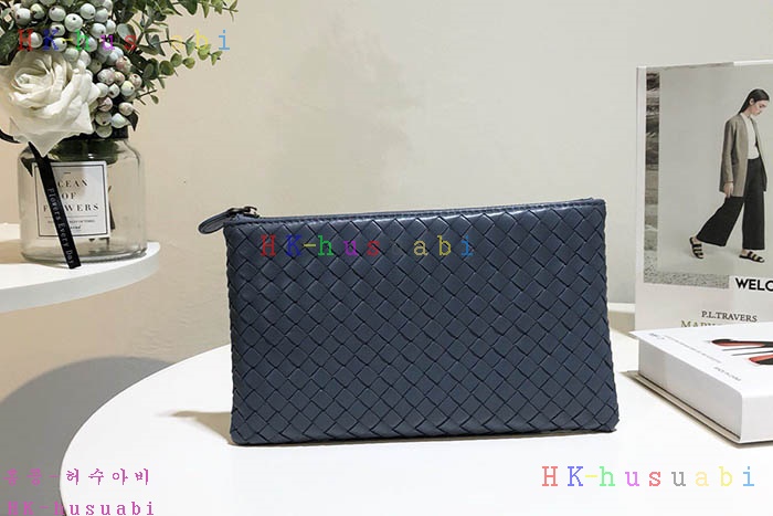 NEW 보테가베네타 클러치백 신상 BV 667023