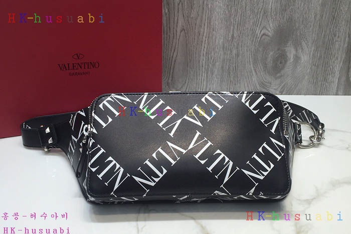 NEW 발렌티노 벨트백 신상 V 574444