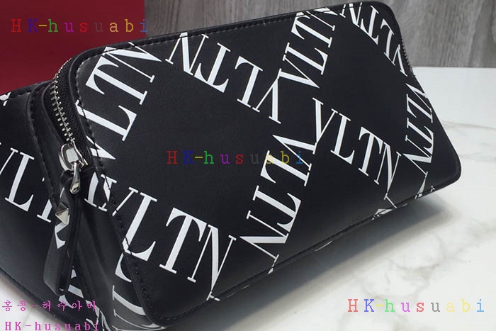 NEW 발렌티노 벨트백 신상 V 574444