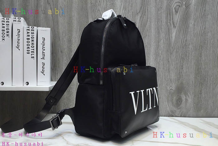 NEW 발렌티노 락스터드 백팩 V 574889