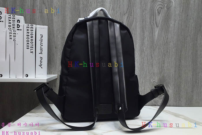 NEW 발렌티노 락스터드 백팩 V 574889