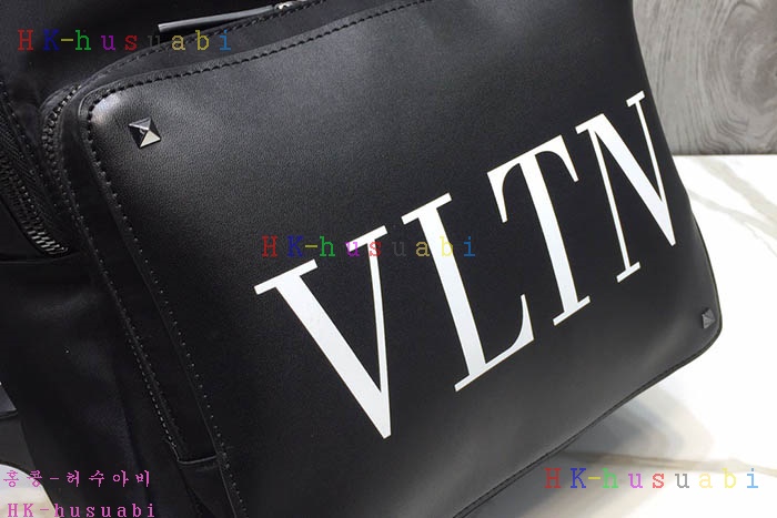 NEW 발렌티노 락스터드 백팩 V 574889