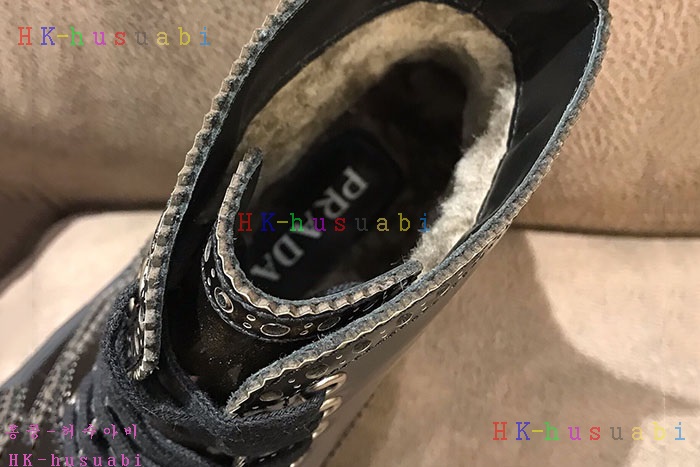 NEW 프라다 남성용 부츠 PR 640075