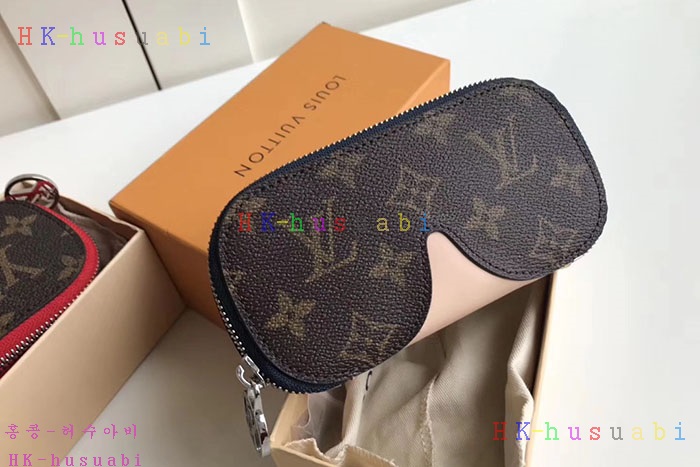 NEW 루이비통 글라스 케이스 LV M0029-2