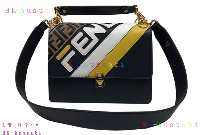NEW 펜디 휠라 콜라보 숄더백 FD F4428-2