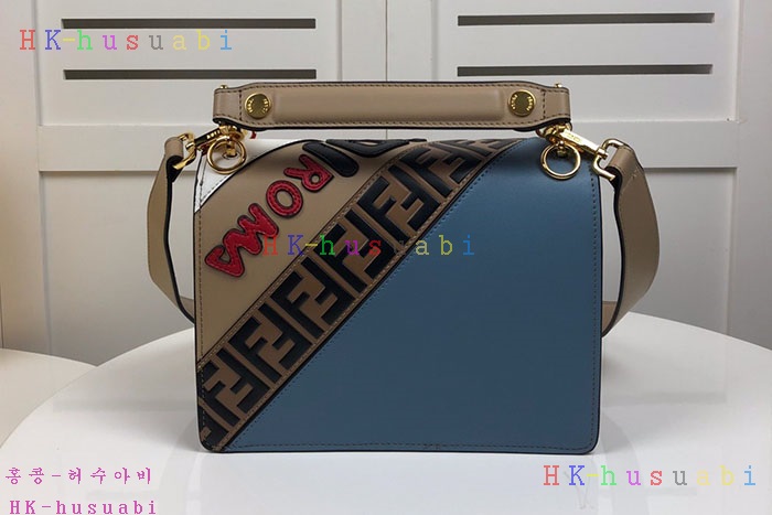 NEW 펜디 휠라 콜라보 숄더백 FD F4428