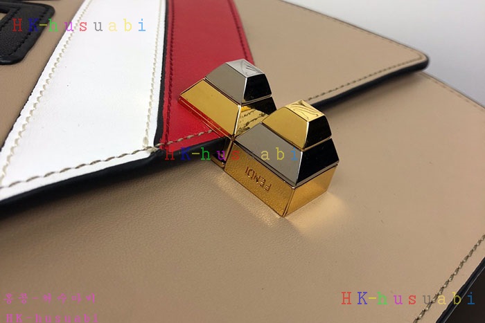 NEW 펜디 휠라 콜라보 숄더백 FD F4428