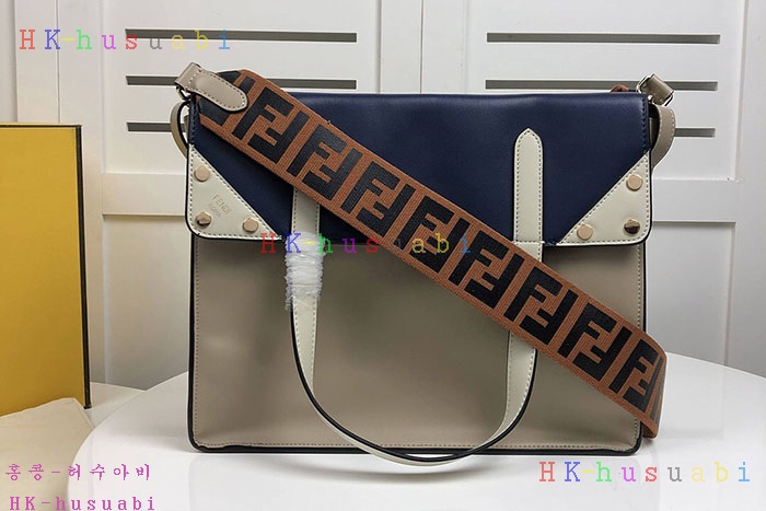NEW 펜디 신상 토트백 FD F6003