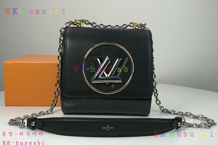 ★미러급★ 2019SS 루이비통 포쉐트 트위스트 M90366-3