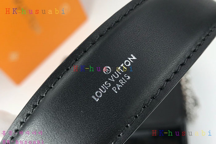 ★미러급★ 2019SS 루이비통 포쉐트 트위스트 M90366-3