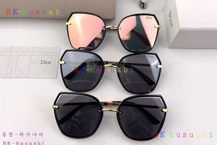 NEW 디올 선글라스 신상 DR 124401