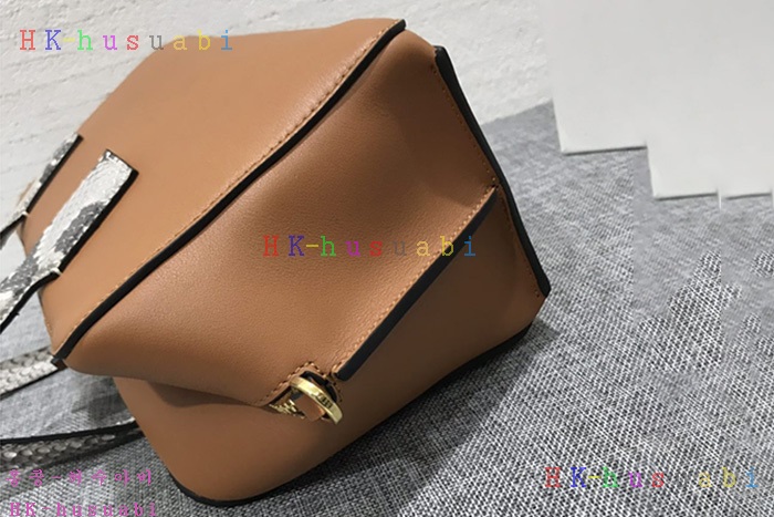 ★미러급★로에베 랜드스케이프 토트백  LW 2405571