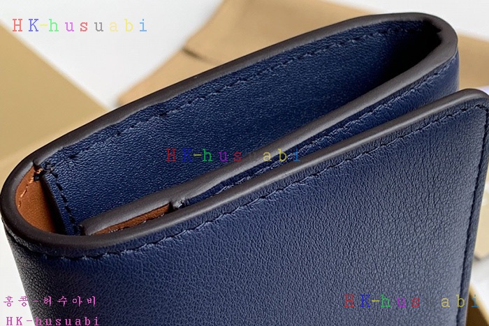 ★미러급★ 버버리 장지갑 신상 BB 40779801