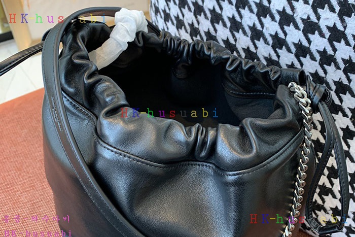 ★미러급★ 입생로랑 테디 가죽버킷백  SL 5384470Y