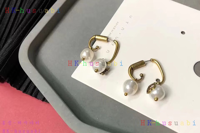 NEW 디올 귀걸이 신상 DR 55700