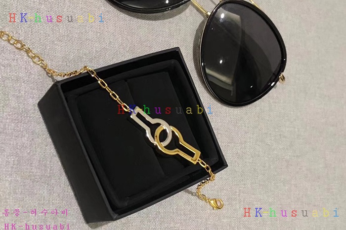 NEW 루이비통 팔찌 신상 LV 667056