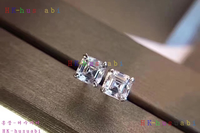 NEW 불가리 귀걸이 신상 B 334108