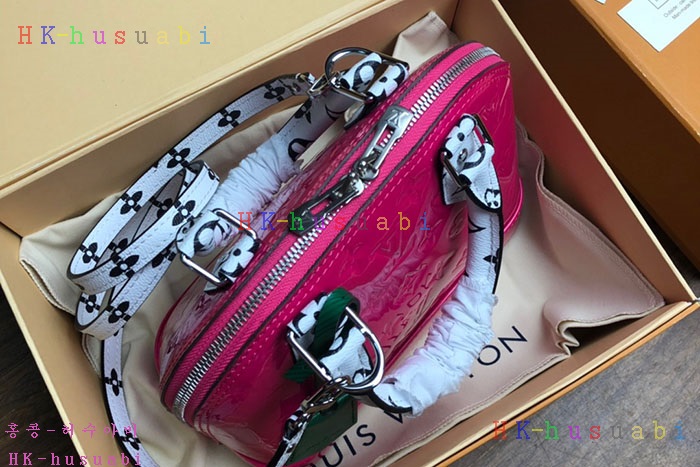 ★미러급★ 루이비통 알마 BB  M90447