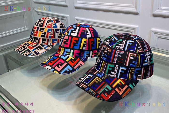 NEW  펜디 신상 모자 F 8701770