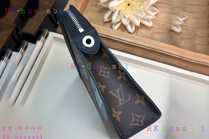 NEW 루이비통 포쉐트 보야주  M61692