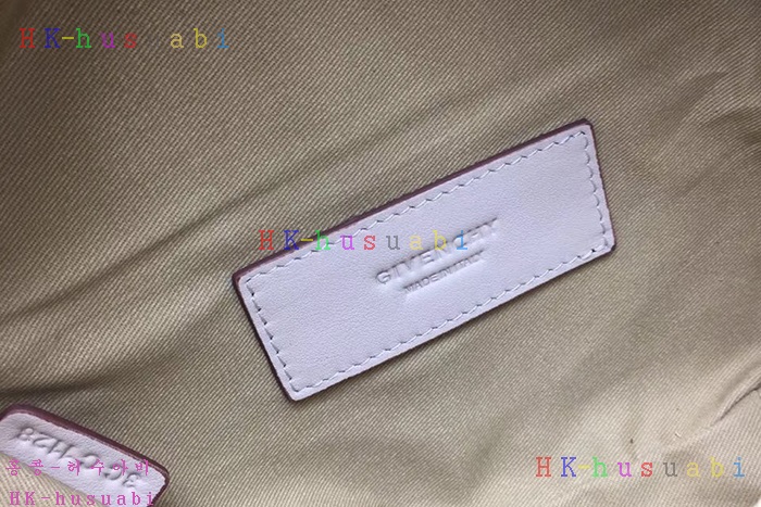★미러급★ 지방시 스무스 가죽 휩 범백 GV BB509NB0GV