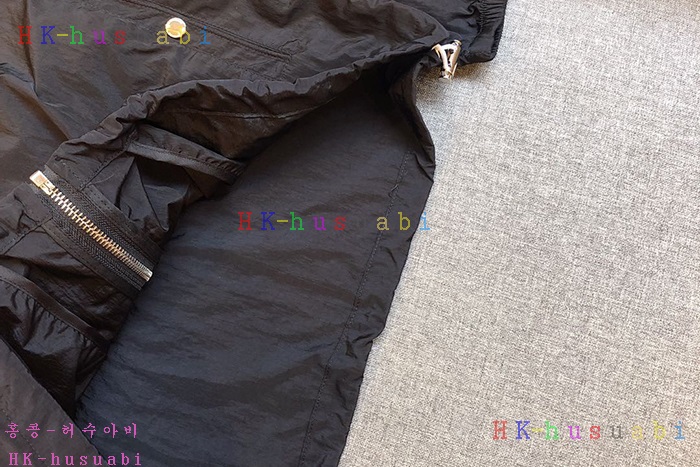NEW 버버리  바람막이 신상 BB 666734