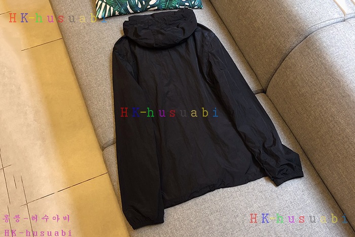 NEW 버버리  바람막이 신상 BB 666734