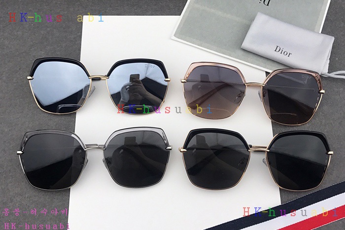 NEW 디올 선글라스 신상 DR 65782